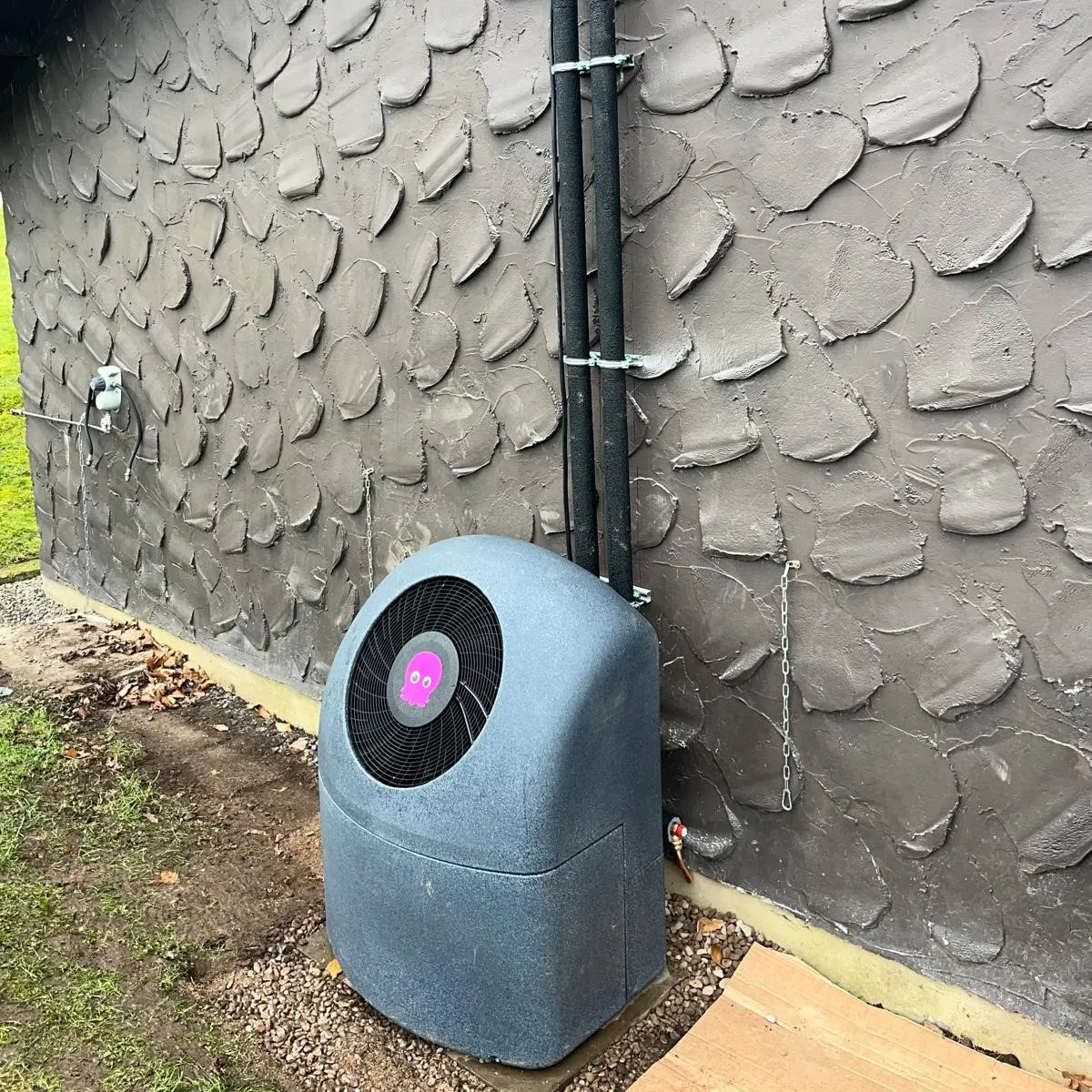 PW-18-air-heat-source-pump-installation Air source heat pump installation, Perth