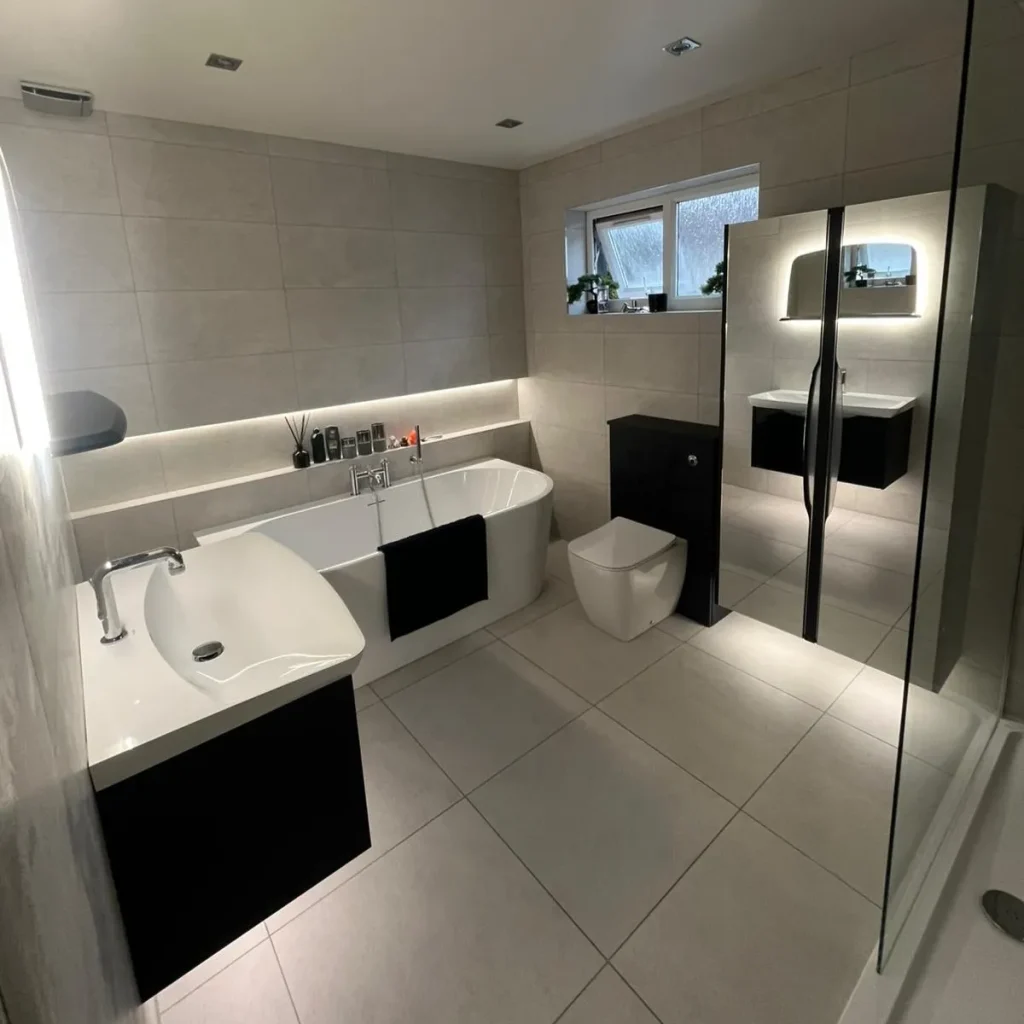 Newly installed bathroom with excellent accessories